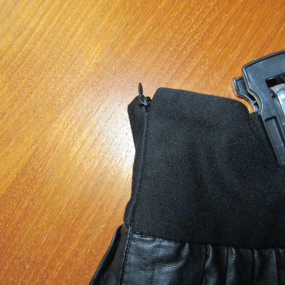 Melissa McCarthy Seven 7 Black Skirt Plus Size 1X Coated Raw Hem Side Zip Womens - Picture 5 of 9